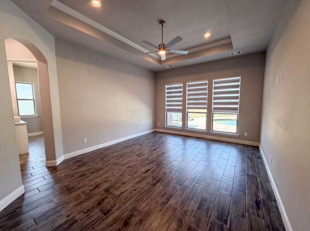 Photo 10 of 31 of 3608 Ridge Point Dr, Argyle, TX