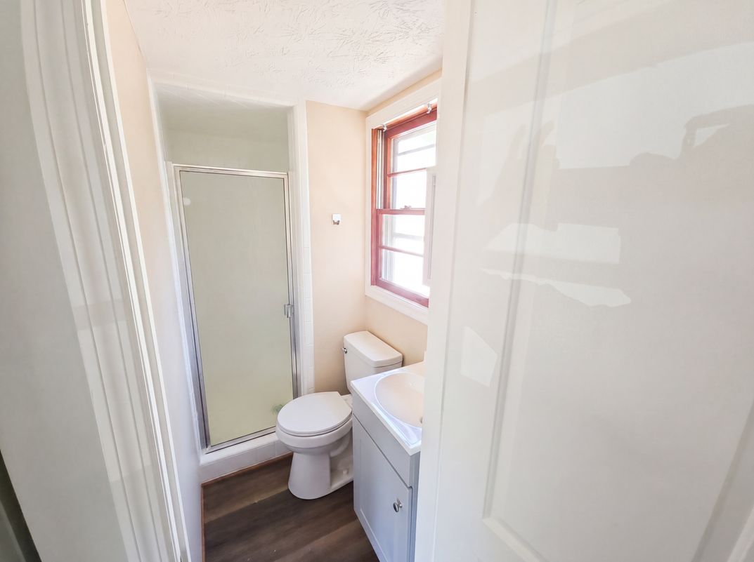Photo 15 of 18 of 1401 E 9th St, Anniston, AL