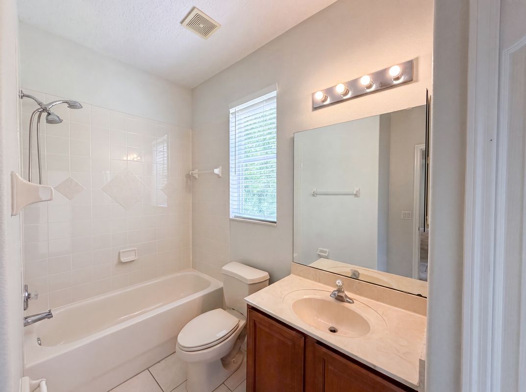 Photo 34 of 39 of 12706 Grovehurst Ave, Winter Garden, FL