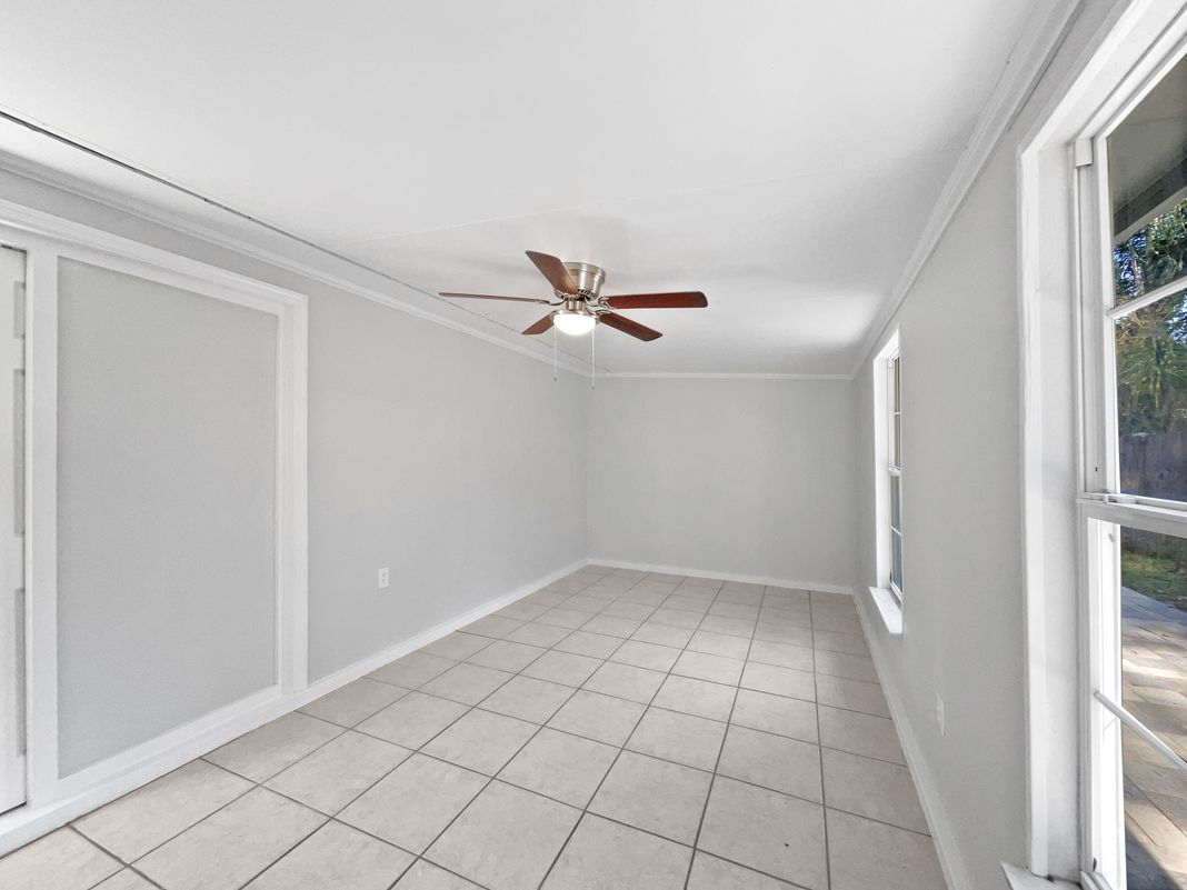 Photo 14 of 22 of 831 Haulover Dr, Altamonte Springs, FL