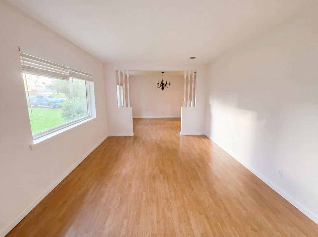 Photo 4 of 24 of 502 Bradley Ave, Bay Minette, AL