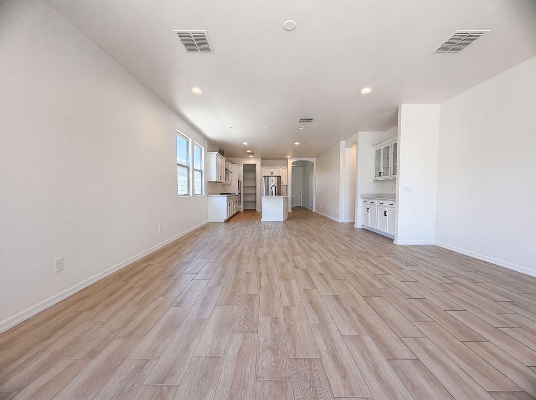 Photo 8 of 17 of 2831 W Rainbow Dr, San Tan Valley, AZ
