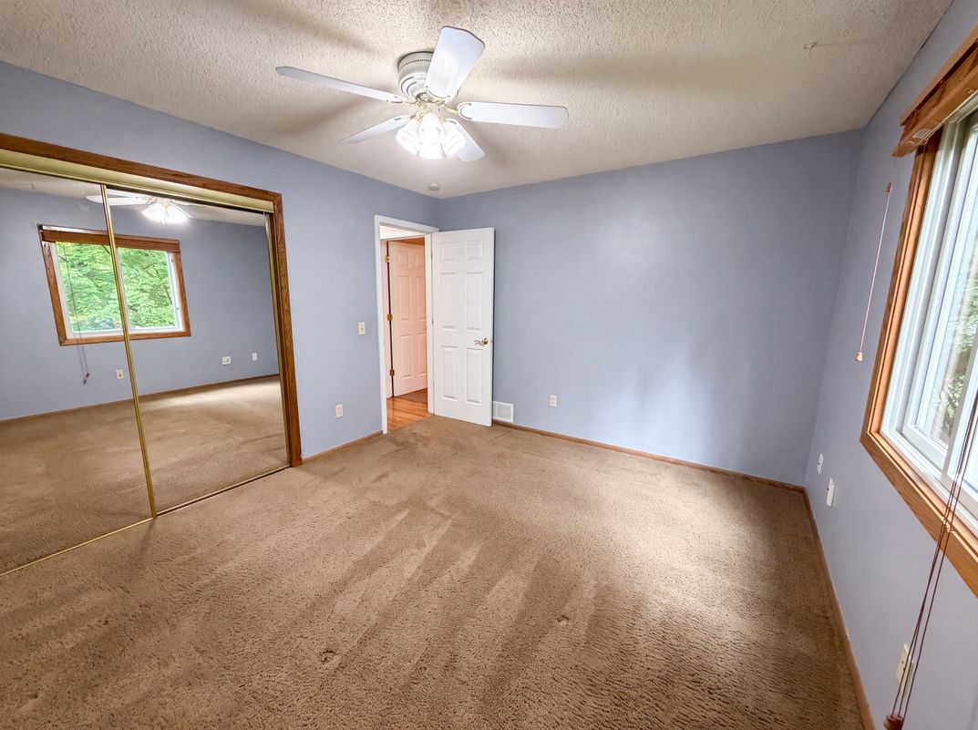 Photo 12 of 27 of 5243 Latta St, Saint Paul, MN