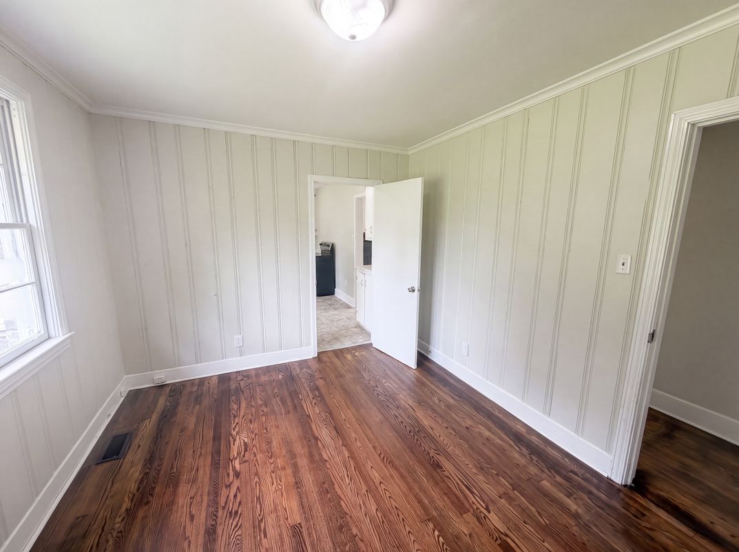 Photo 4 of 20 of 1937 Beckley Dr, Columbia, SC