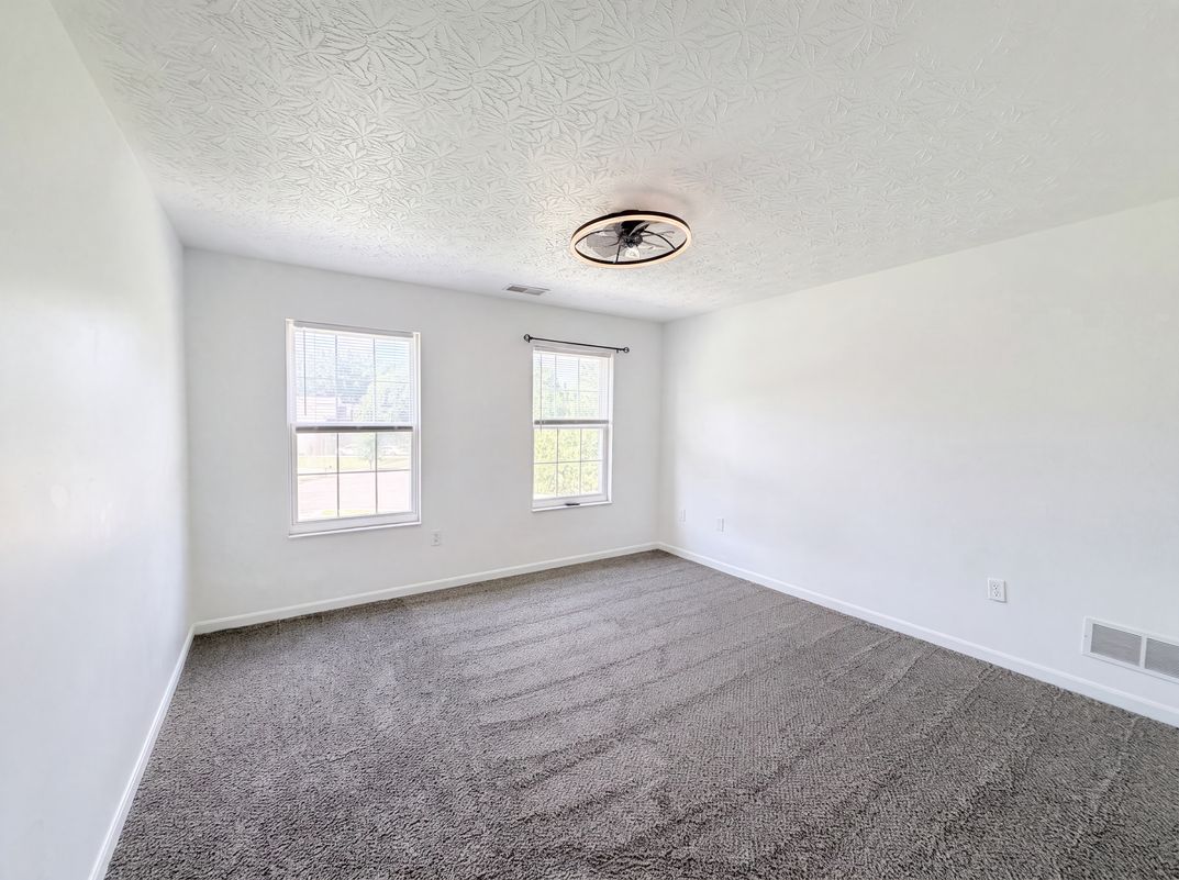 Photo 23 of 43 of 9212 Cedar Gate Dr, Loveland, OH