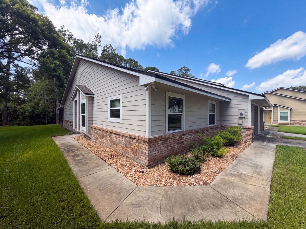 Photo 17 of 19 of 228 Bob White Ct, Daytona Beach, FL