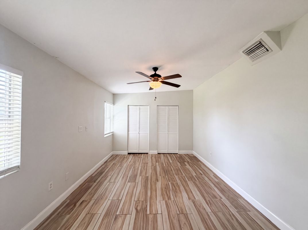 Photo 7 of 19 of 4147 Willow South Dr, Mulberry, FL
