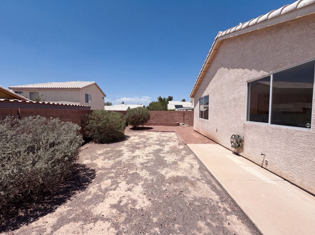 Photo 21 of 22 of 521 Quail Bird Pl, Henderson, NV