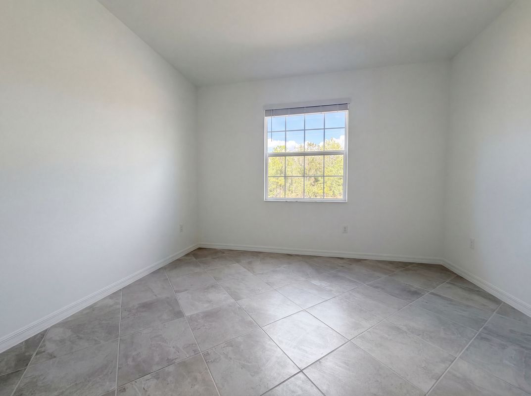 Photo 11 of 34 of 3818 NW 46th St, Cape Coral, FL