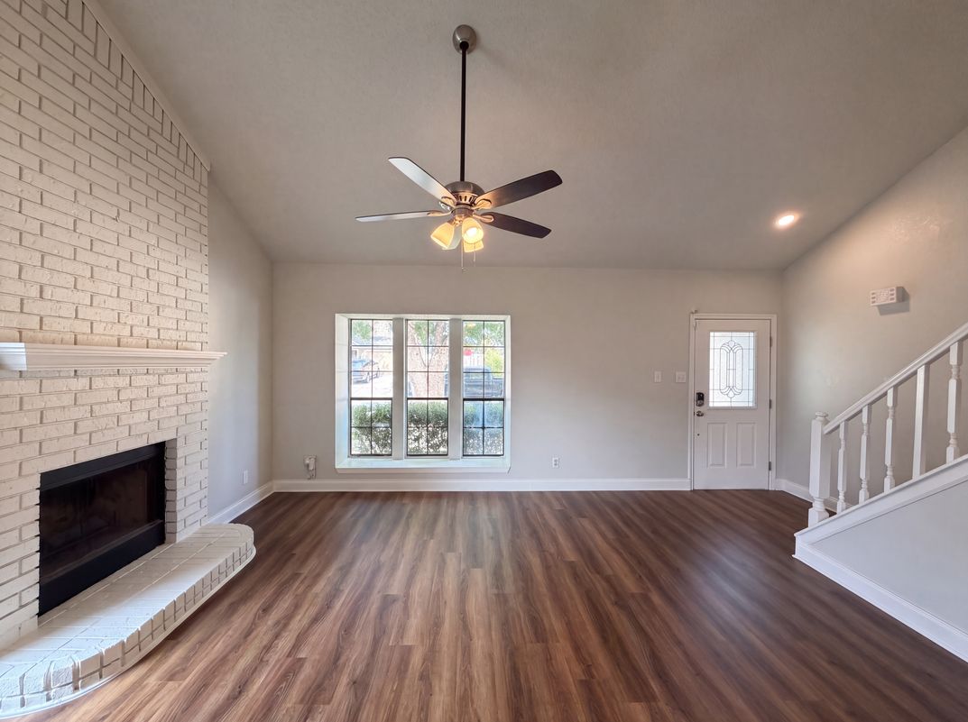 Photo 16 of 20 of 3610 Clearview Dr, Corinth, TX