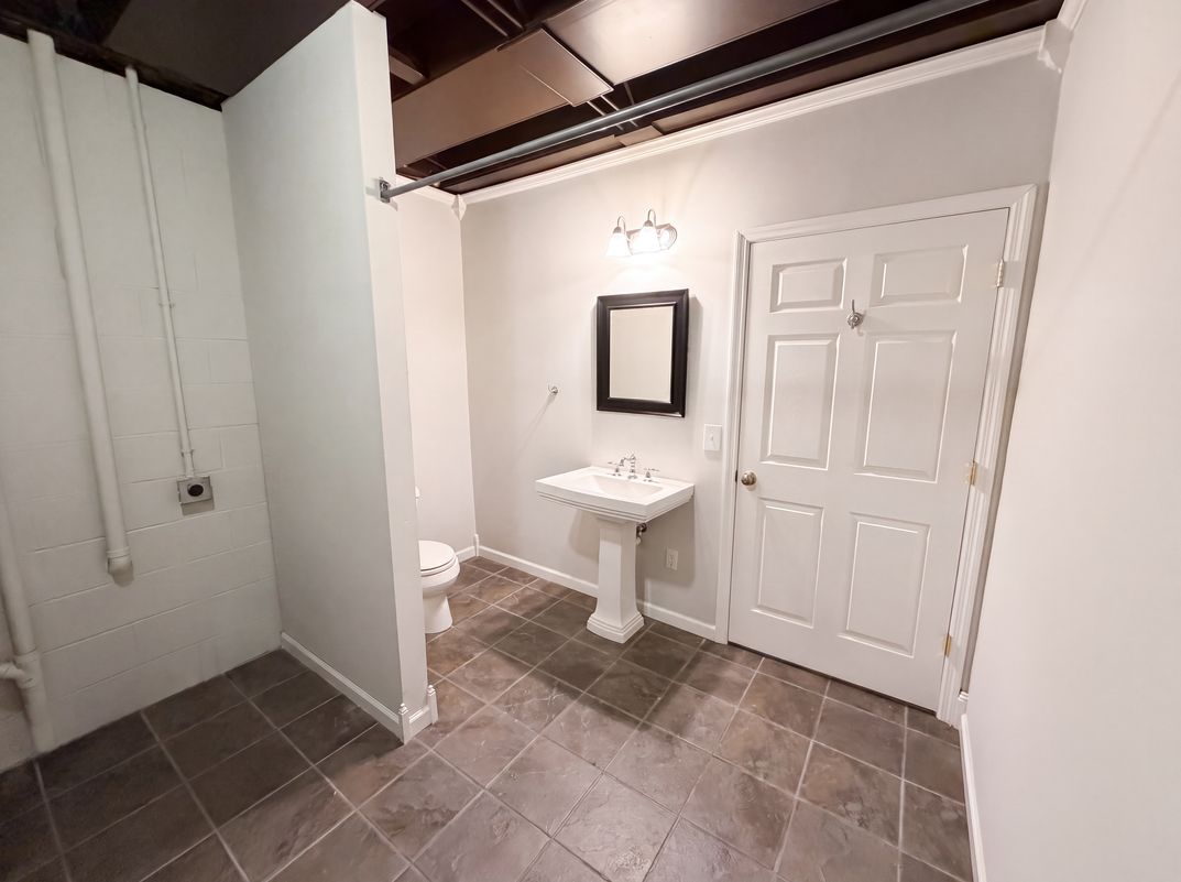 Property photo 1 of 6937 Bucksland Dr