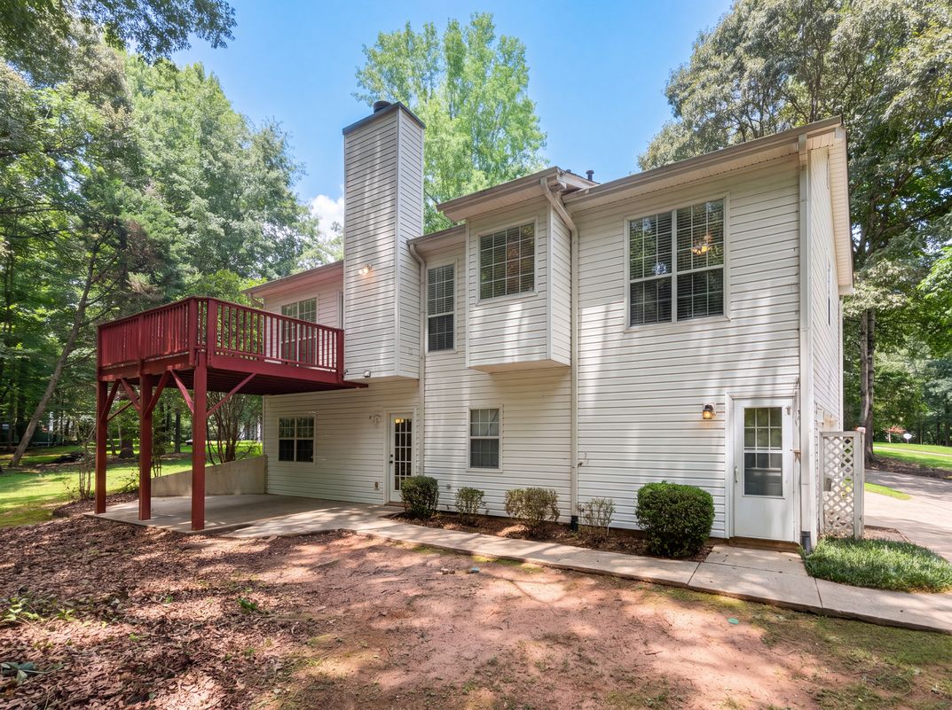 Photo 5 of 24 of 245 Mary Lynn Ln, Newnan, GA