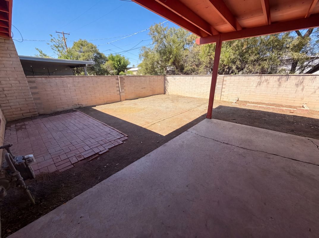Photo 18 of 19 of 2704 S Lands End Rd, Tucson, AZ