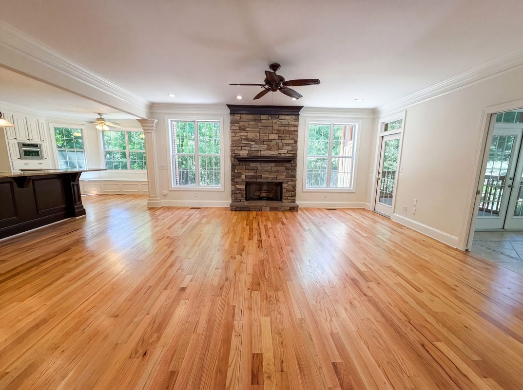 Photo 3 of 48 of 116 Crosscreek Dr, Columbia, SC