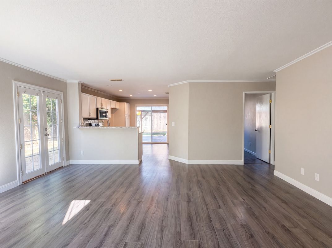 Property photo 3 of 4319 Monhegan Way