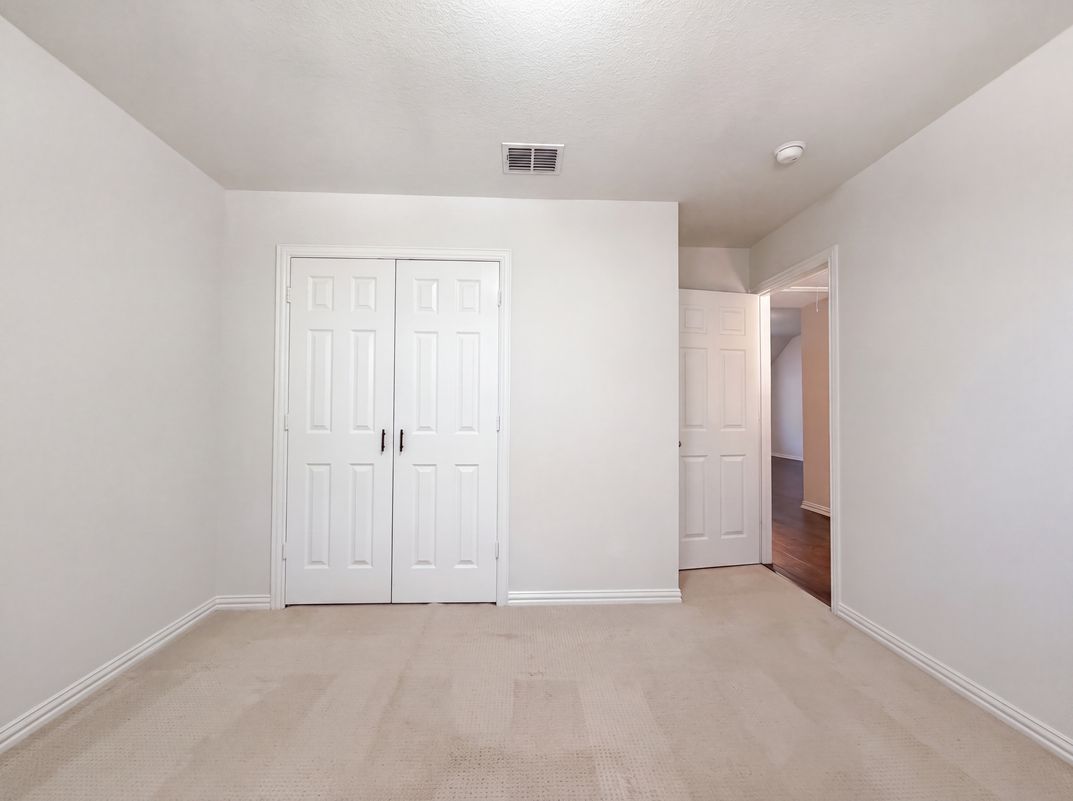 Photo 18 of 24 of 1420 Fleetwood Cove Dr, Grand Prairie, TX