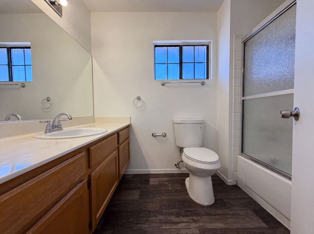 Photo 12 of 20 of 3152 Viewcrest Ave, Henderson, NV