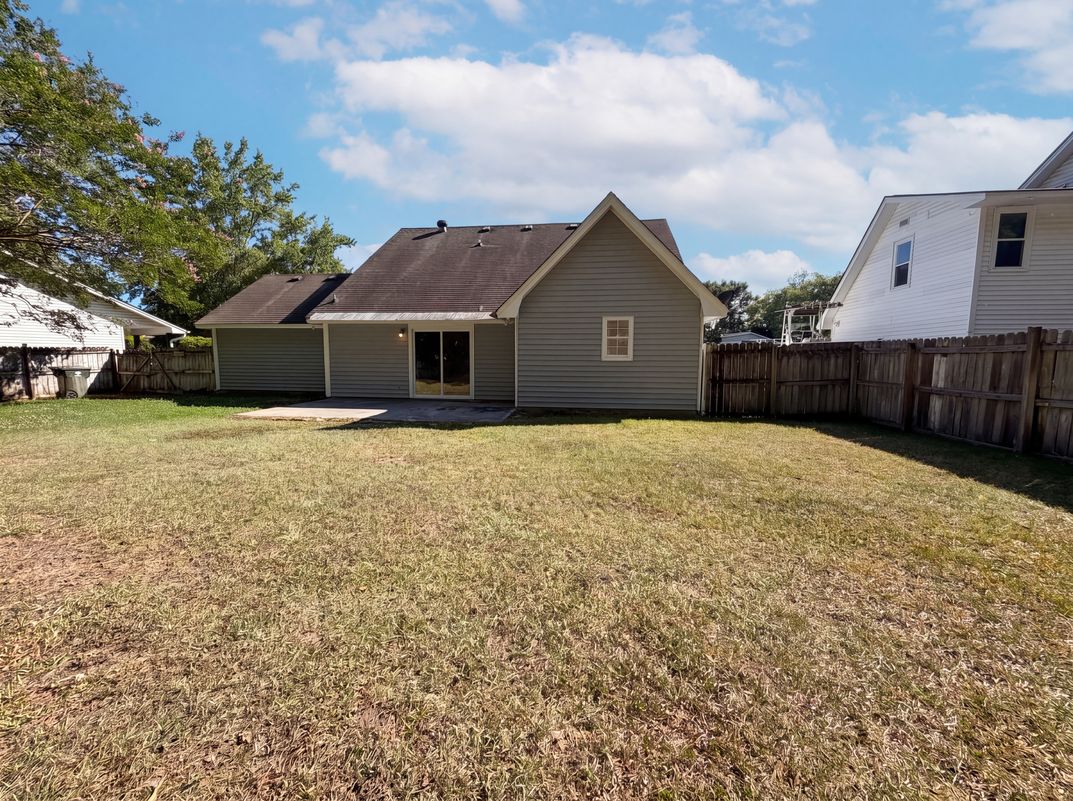 Photo 22 of 28 of 2028 Larson Ln, Goose Creek, SC