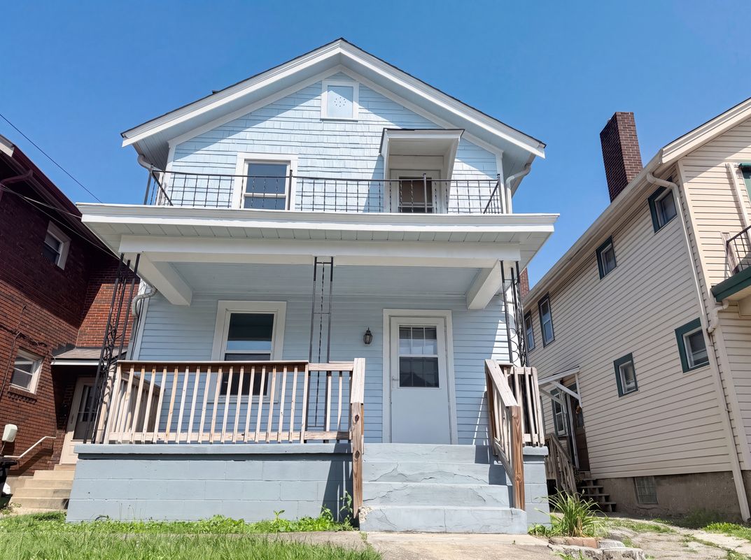 Photo 18 of 23 of 4804 Greenlee Ave, Cincinnati, OH