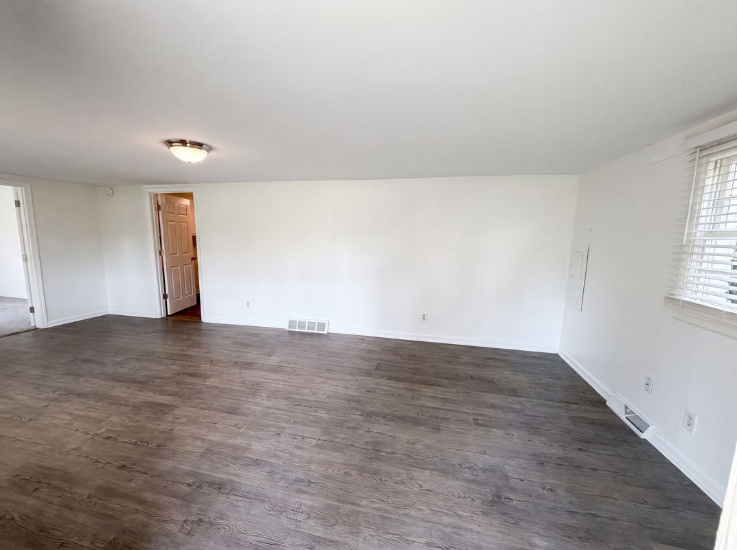 Photo 7 of 23 of 1502 Pine St, West Columbia, SC