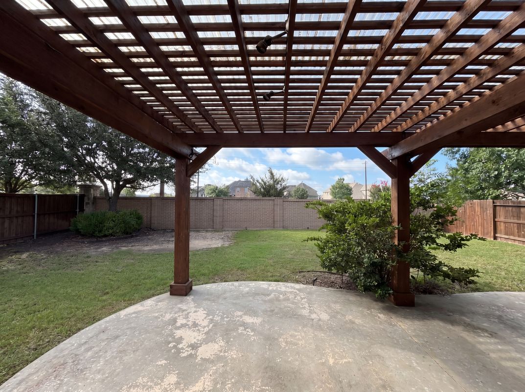 Photo 15 of 17 of 4416 Berry Ridge Ln, Frisco, TX
