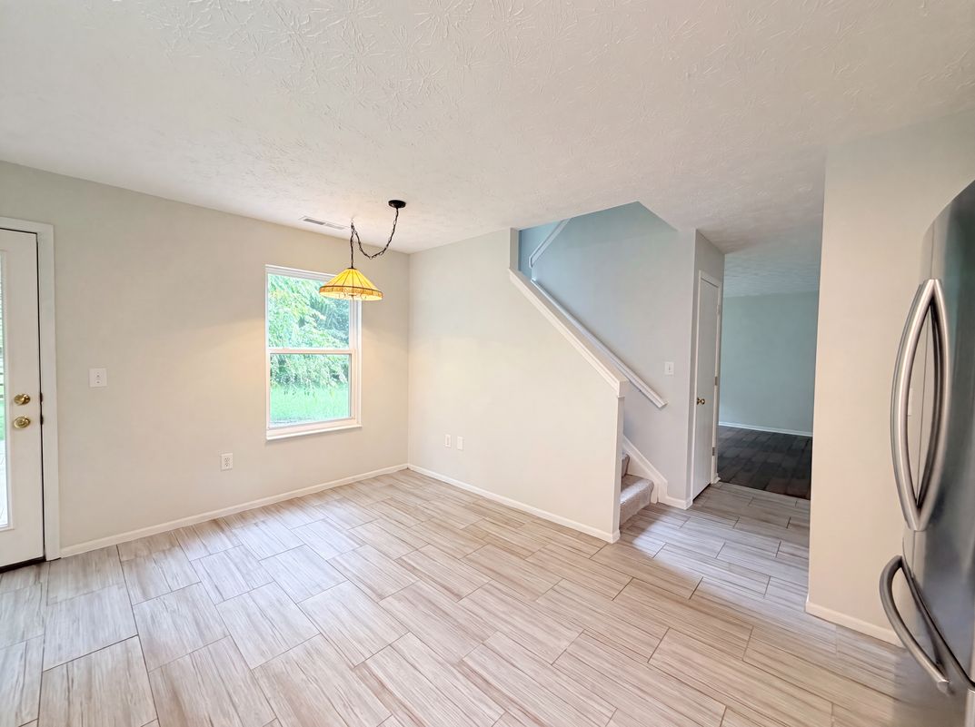 Photo 6 of 27 of 4213 Mallard Dr, Batavia, OH