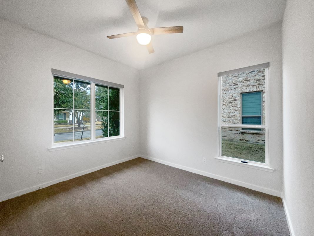 Photo 13 of 17 of 1034 Kennedy Dr, Allen, TX