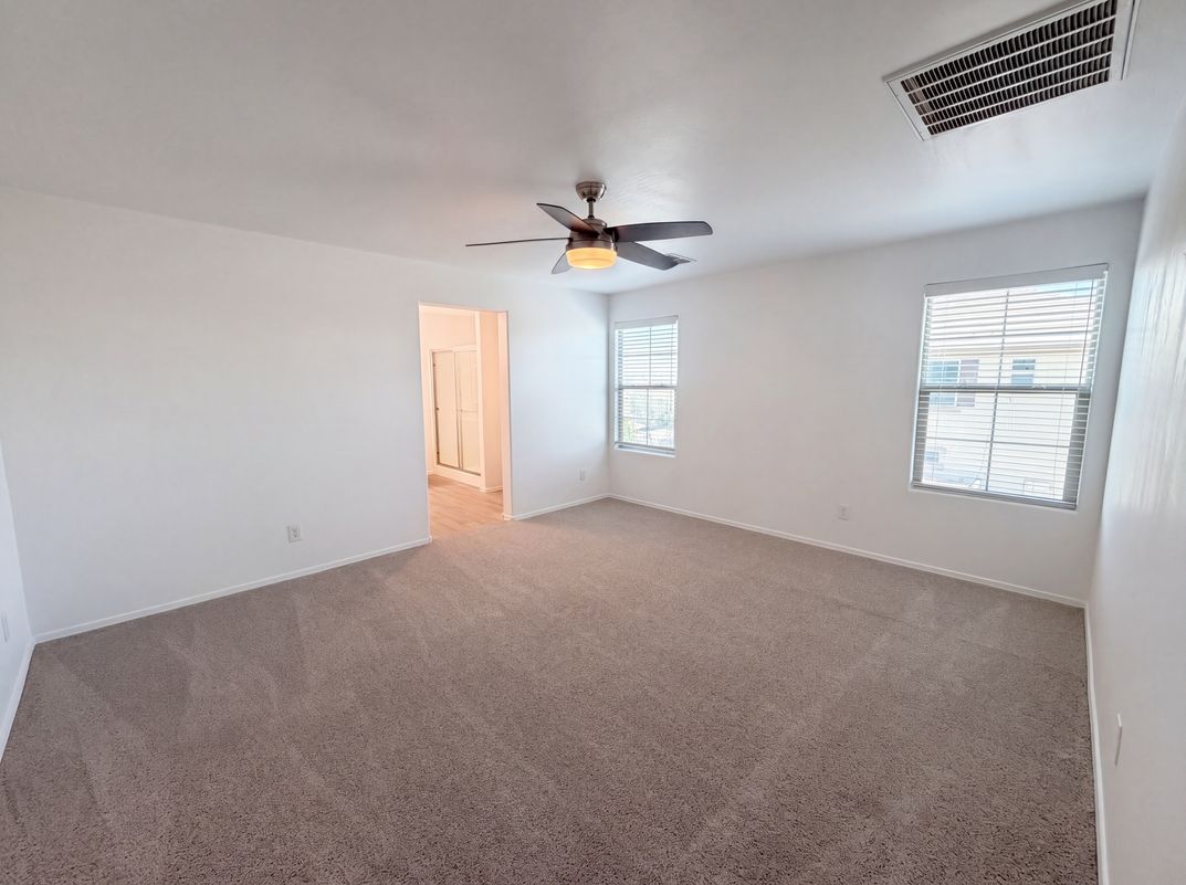 Photo 4 of 38 of 2909 S 121st Dr, Tolleson, AZ