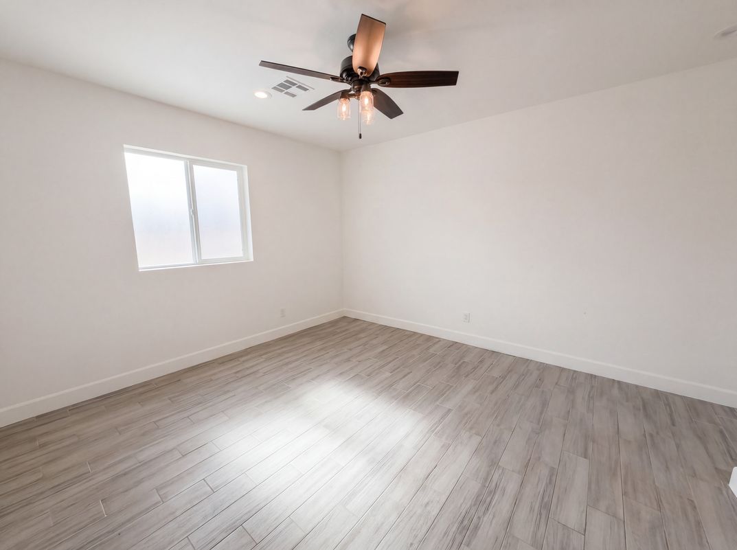 Photo 4 of 29 of 12121 S 214th Ave, Buckeye, AZ