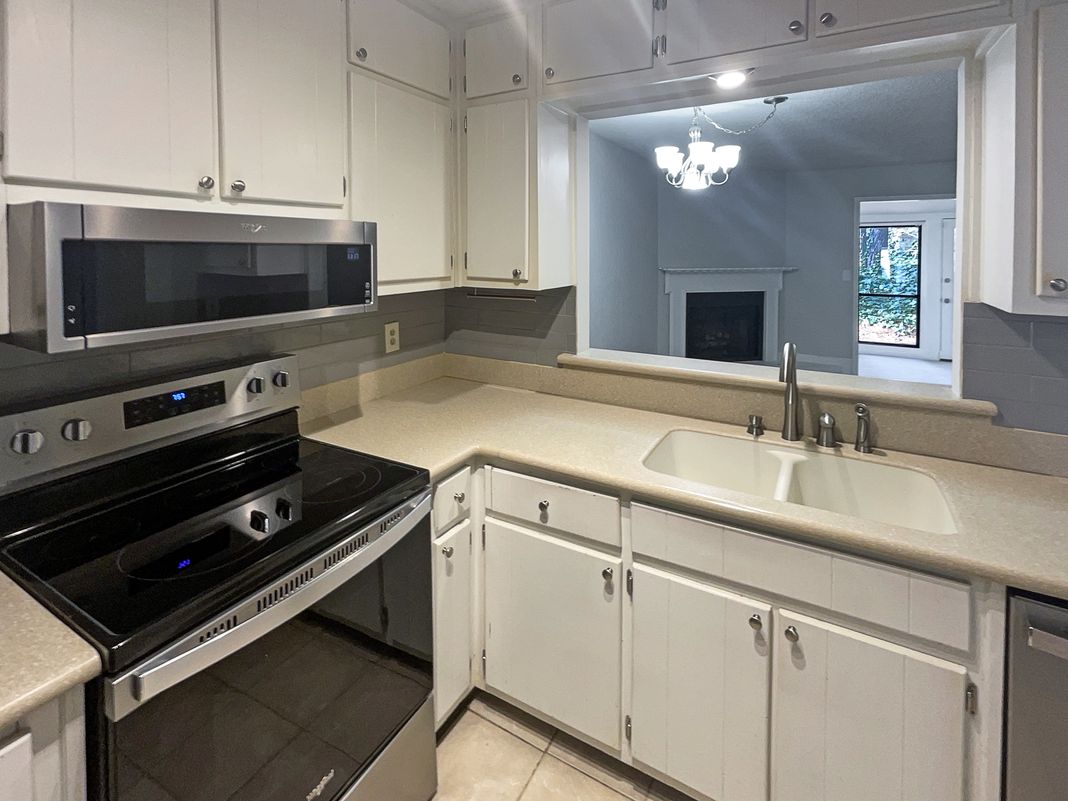 Photo 10 of 21 of 6090 Wintergreen Rd, Norcross, GA