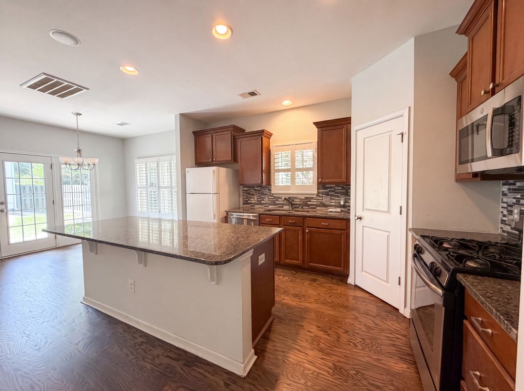 Photo 6 of 23 of 195 Lotz Dr, Summerville, SC