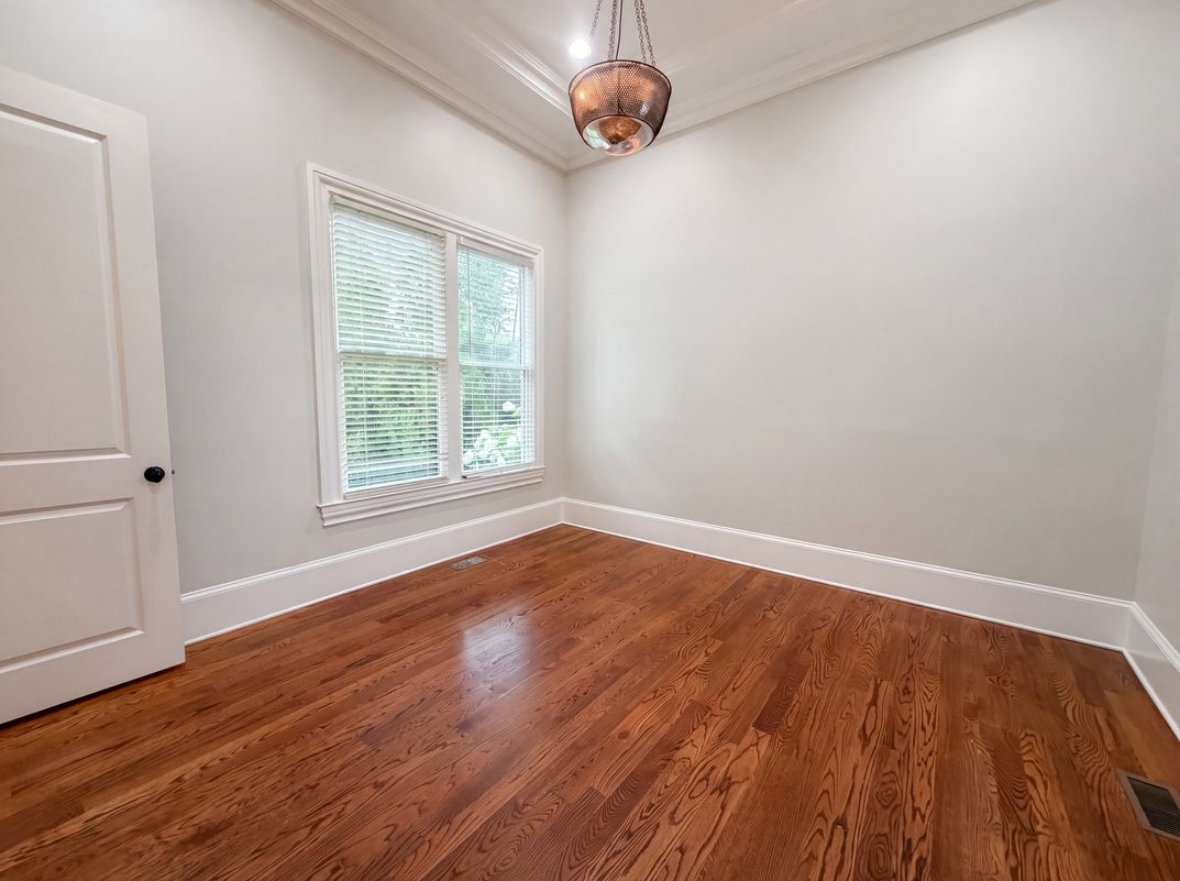 Photo 18 of 30 of 256 Hanson Way, Marietta, GA