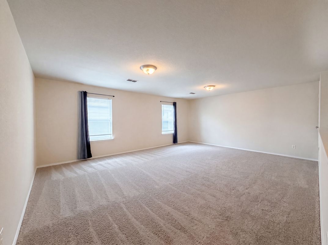 Photo 4 of 26 of 9165 Blackstone Dr, Providence Village, TX