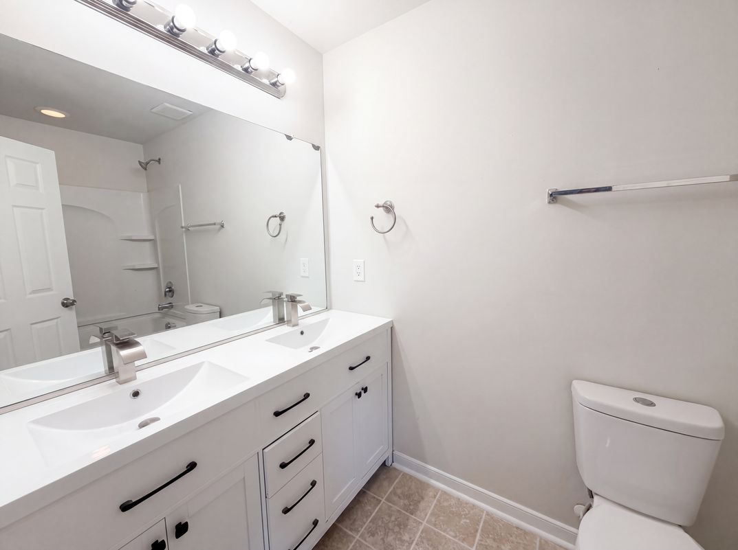 Photo 17 of 19 of 3016 Heather Ridge Dr, Henrico, VA