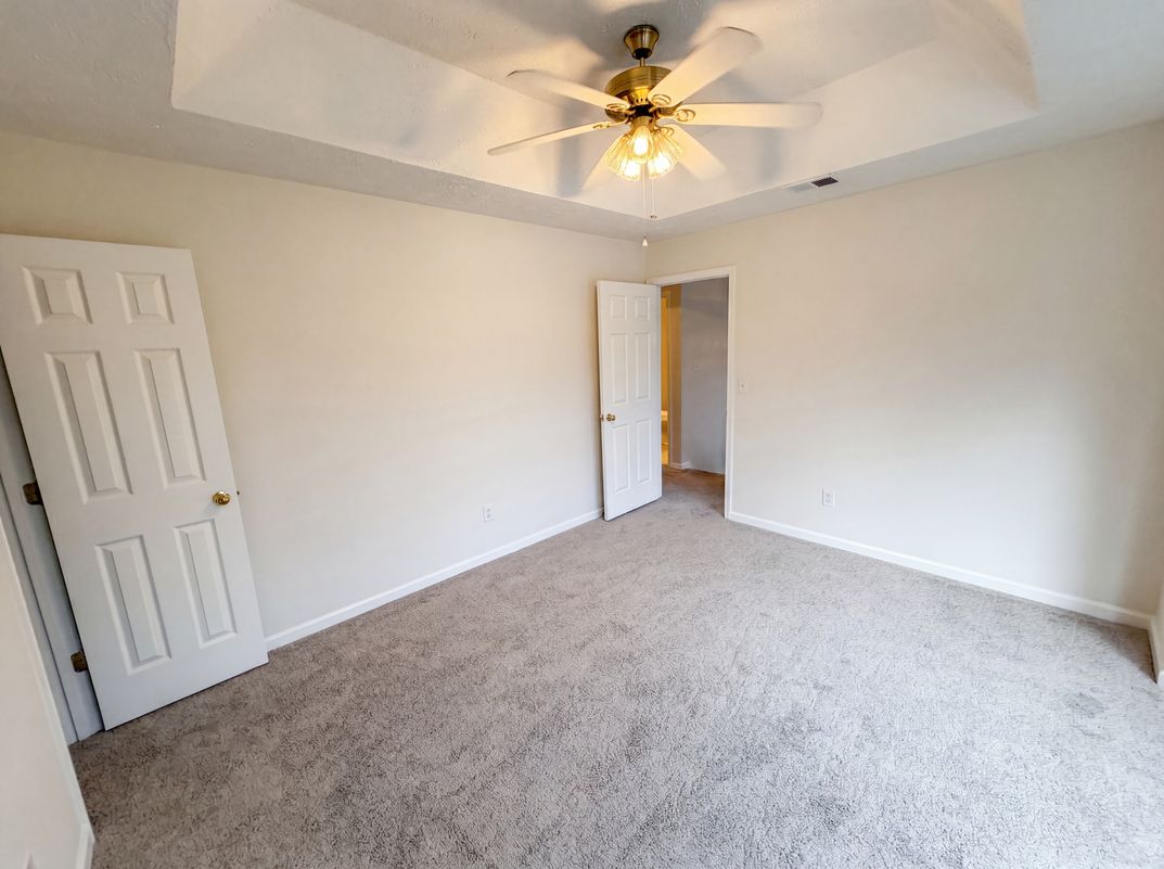 Photo 24 of 50 of 1800 Ivy Stone Ct, Buford, GA