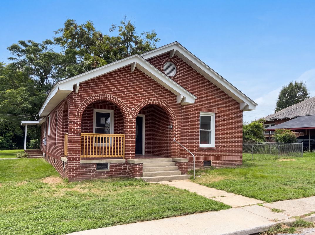 Photo 18 of 19 of 112 Sherard Ave, Ninety Six, SC