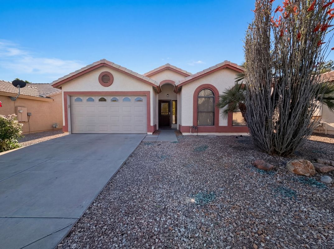 Photo 10 of 16 of 25210 S Wyoming Ave, Sun Lakes, AZ
