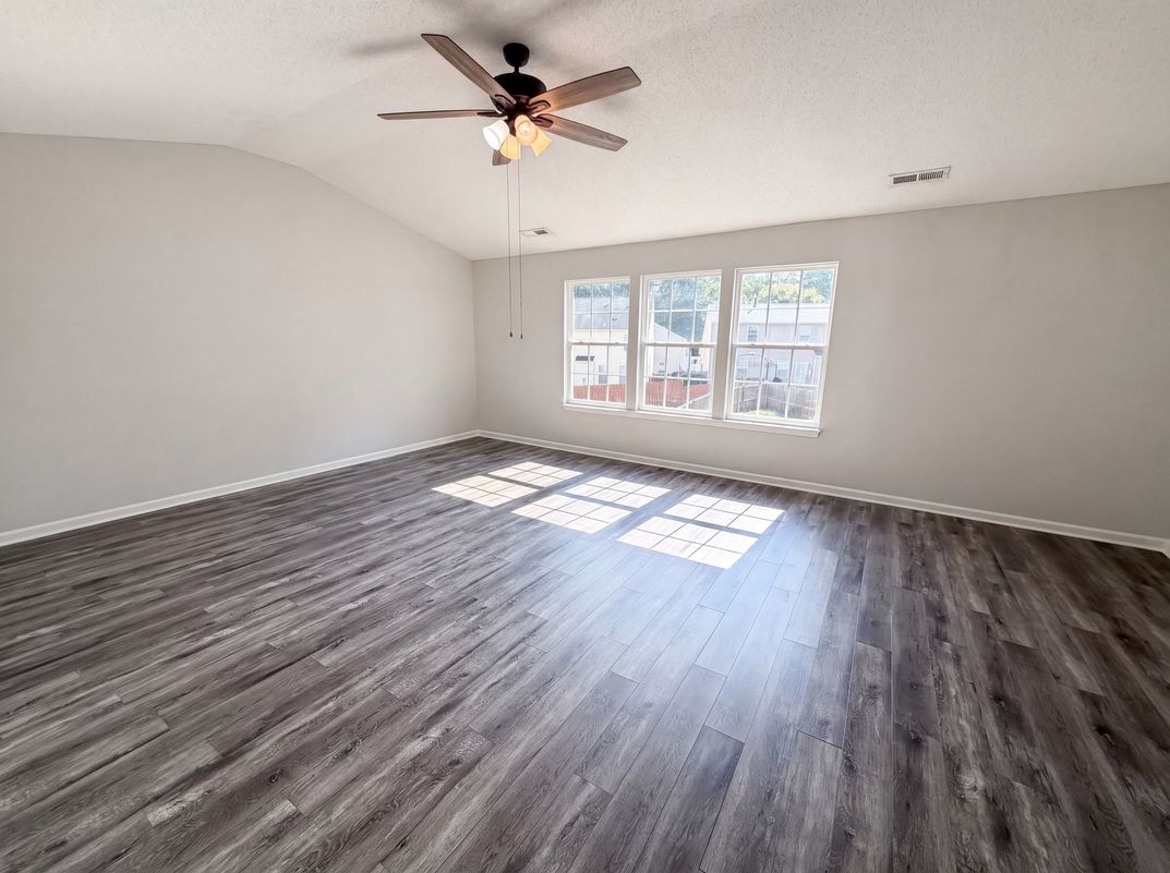 Photo 4 of 22 of 2618 Dutch Grove Cir, Raleigh, NC