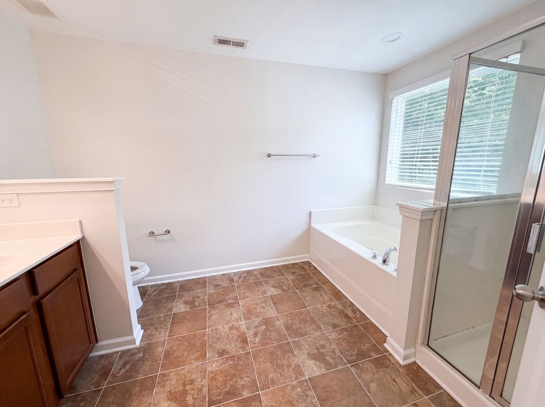 Photo 12 of 18 of 5837 McDowell Run Dr, Huntersville, NC
