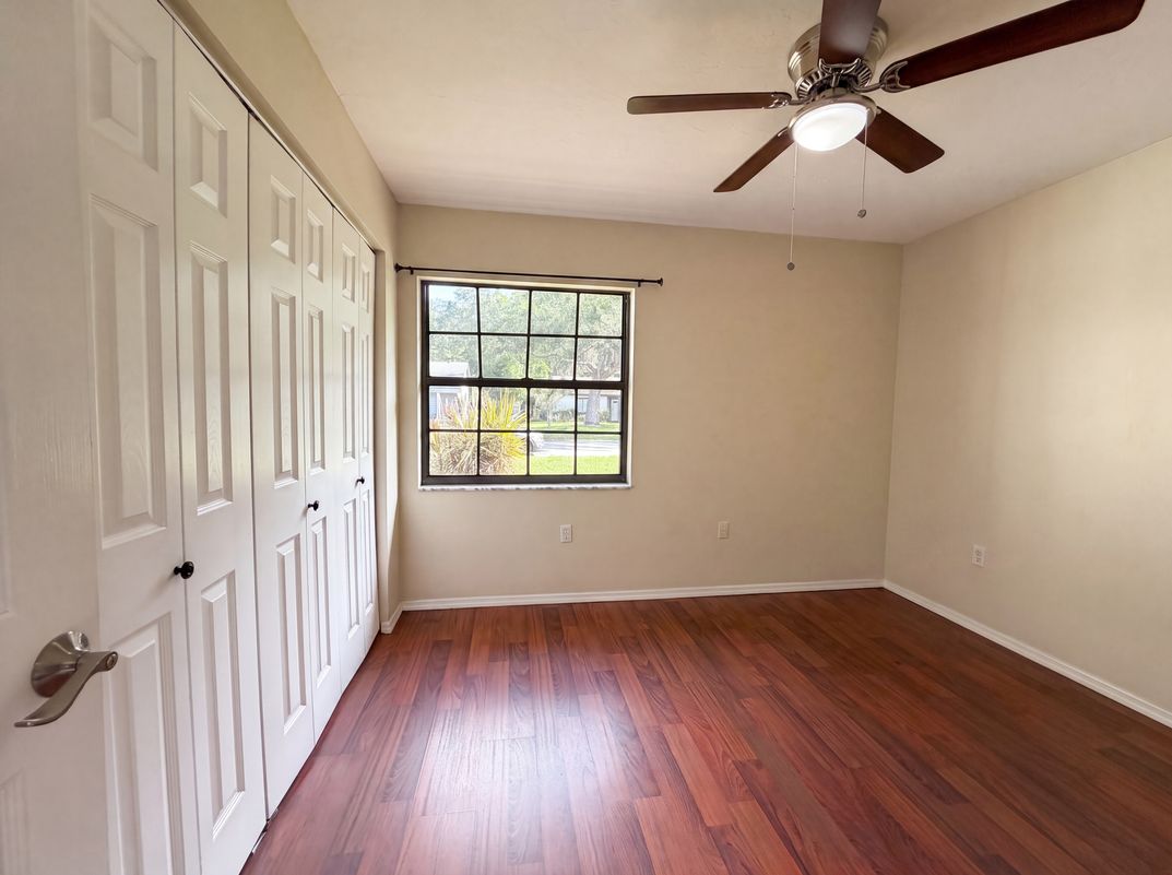 Photo 10 of 27 of 3430 55th Dr E, Bradenton, FL