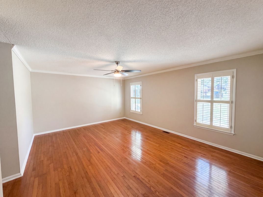 Photo 13 of 29 of 8400 Chestnut Oak Ct, Harrisburg, NC