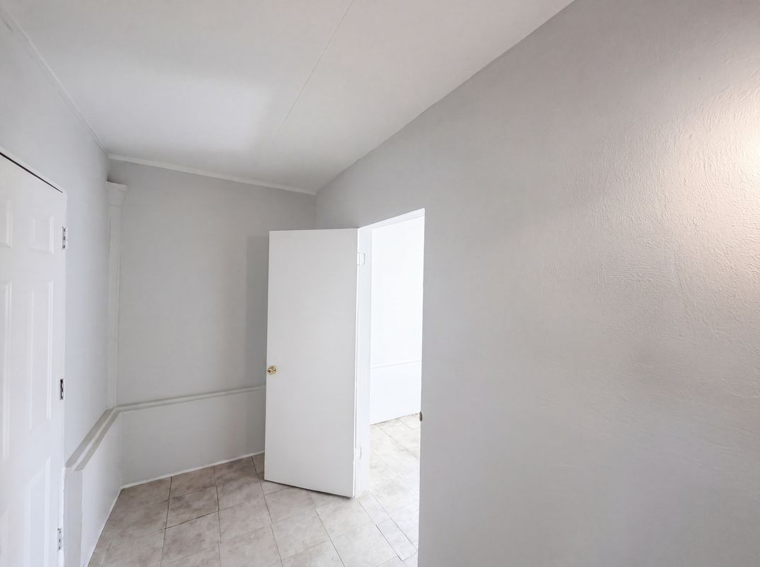 Photo 16 of 18 of 1100 Carefree Cove Dr, Winter Haven, FL
