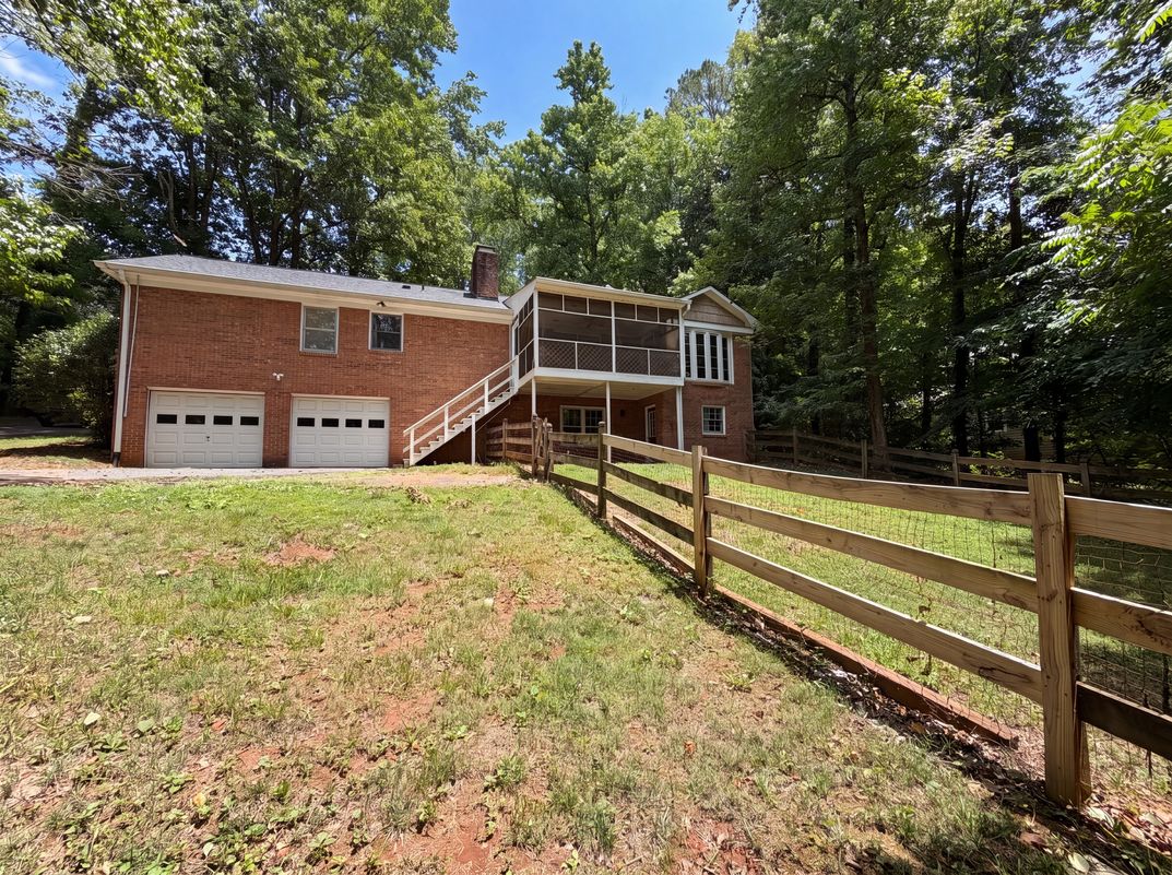 Photo 31 of 36 of 7850 Beech Forest Rd, Lewisville, NC