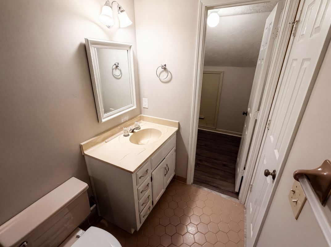 Photo 25 of 46 of 2360 Kimbrough Ct, Atlanta, GA
