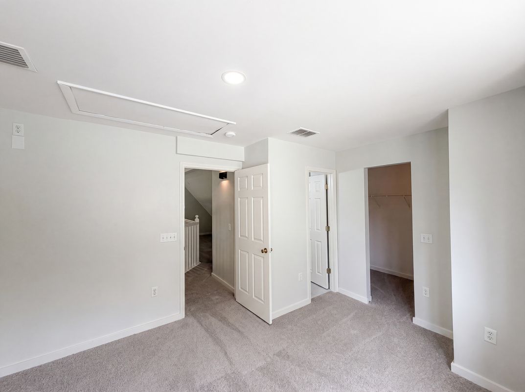 Photo 4 of 32 of 9701 Black Bear Ct, New Port Richey, FL