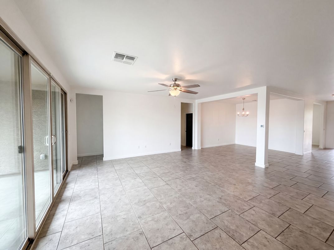 Property photo 3 of 17967 S Camino De Las Quintas