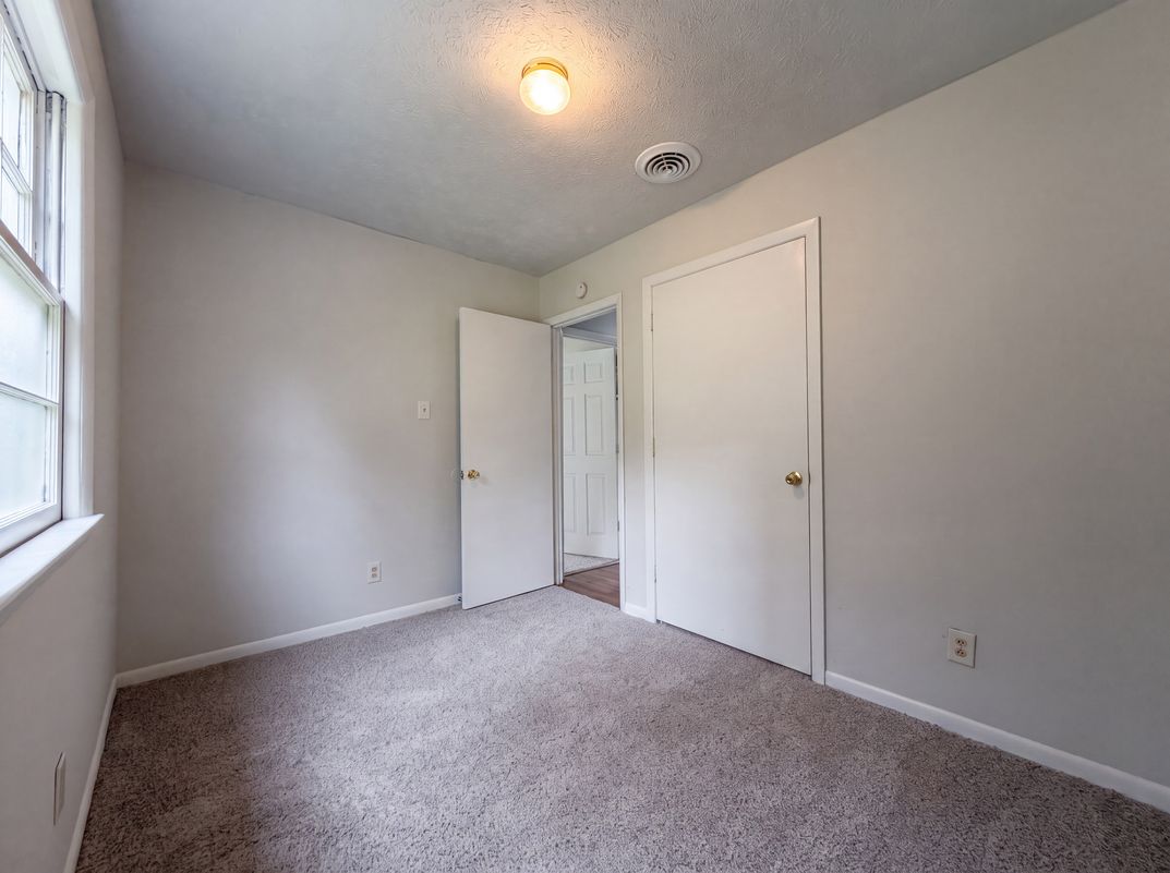 Photo 14 of 16 of 6616 Amanda Cir, Fayetteville, NC