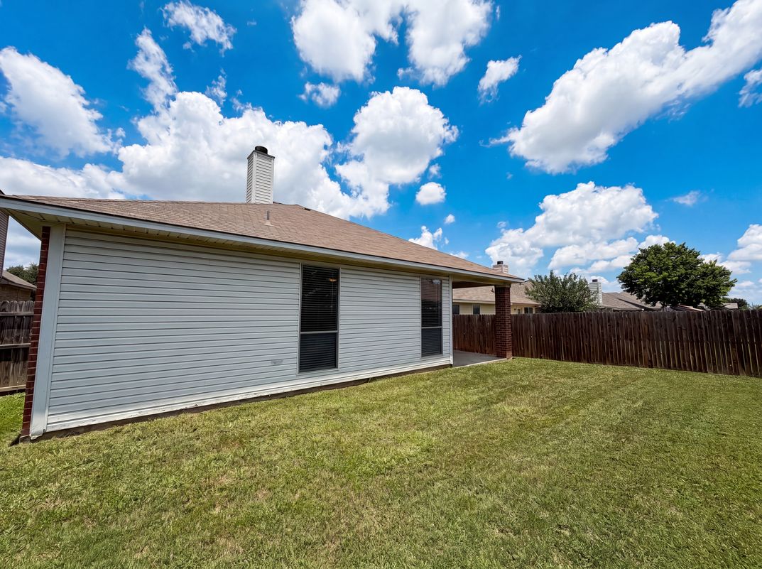 Photo 19 of 20 of 1205 Kachina Ln, Haslet, TX