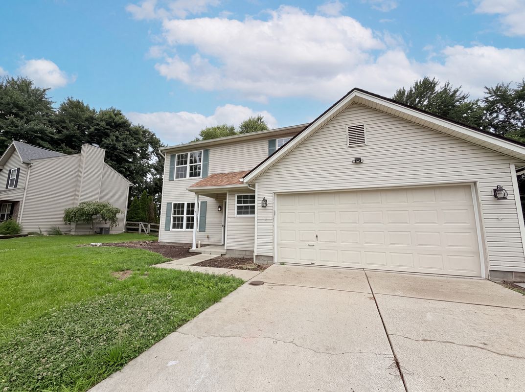Photo 21 of 27 of 4213 Mallard Dr, Batavia, OH