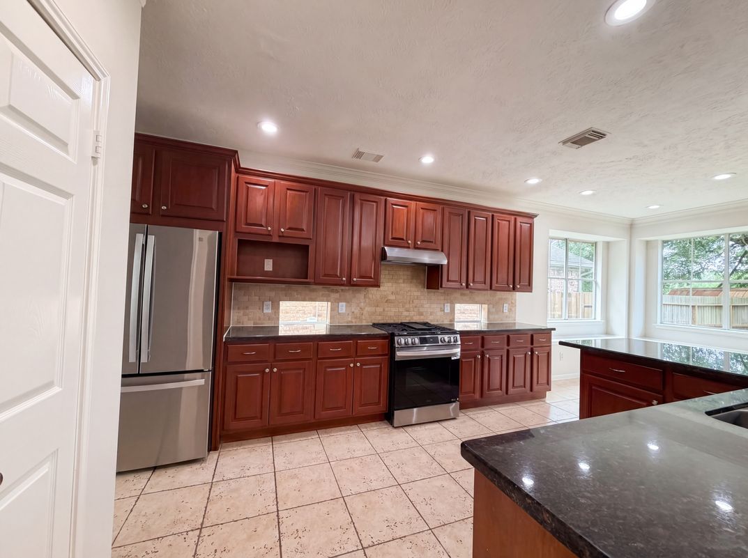 Photo 8 of 33 of 3106 Forrester Dr, Pearland, TX